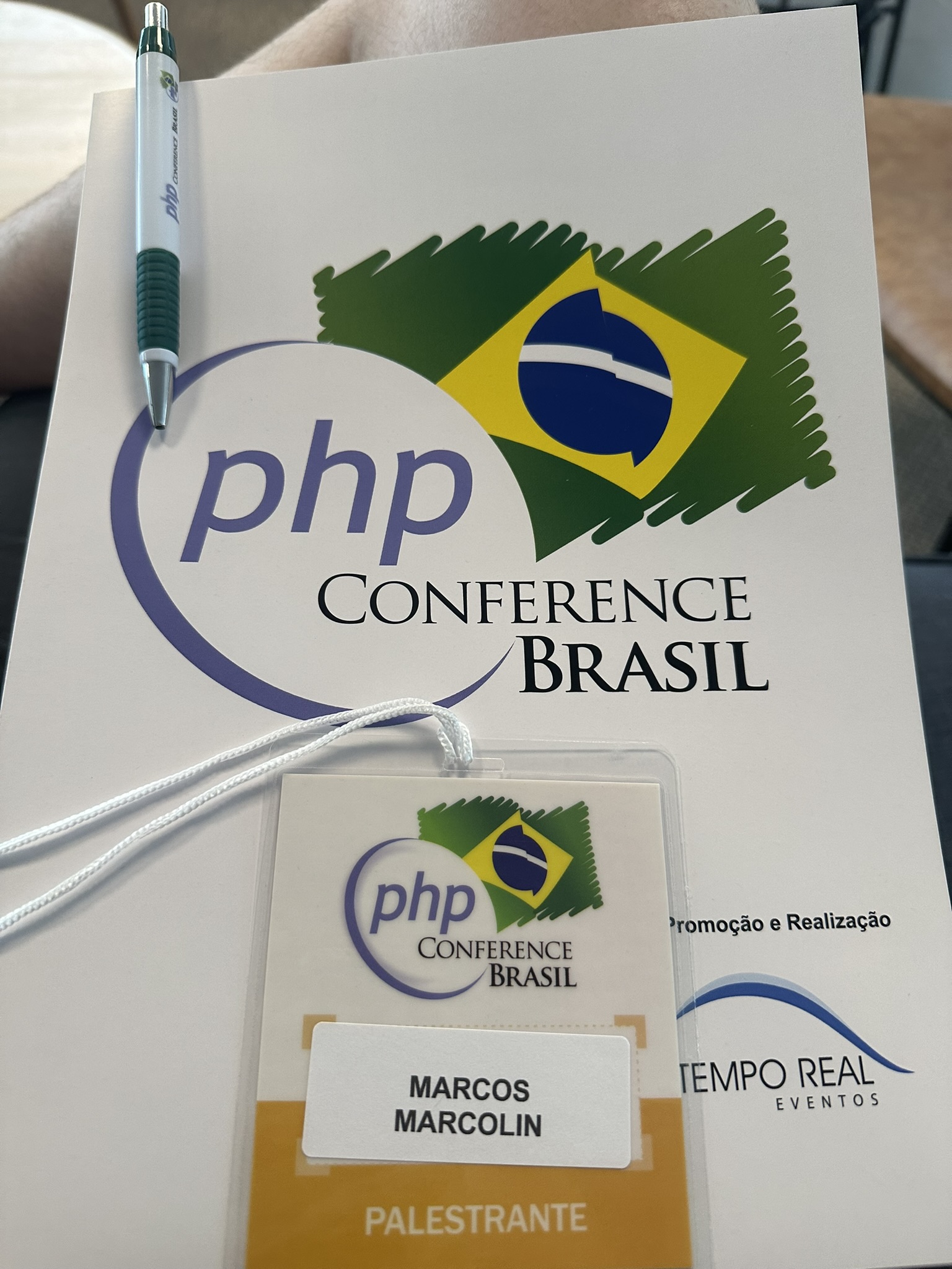 Crachá da  PHP Conference 2023